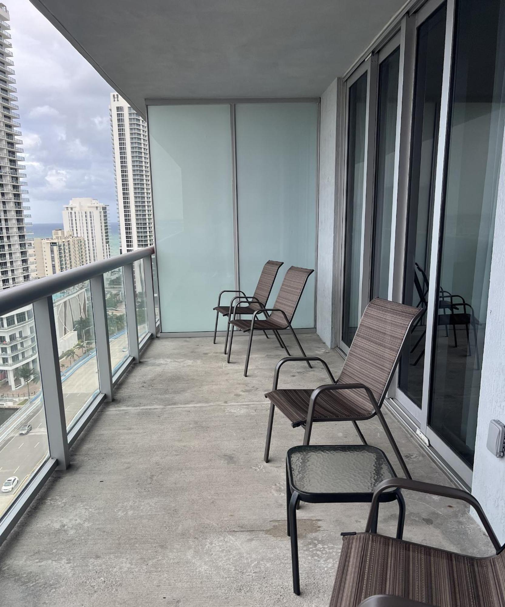 23Rd Floor Luxury & Spacious Beachwalk Resort Apartment With Amazing View ハランデール・ビーチ エクステリア 写真