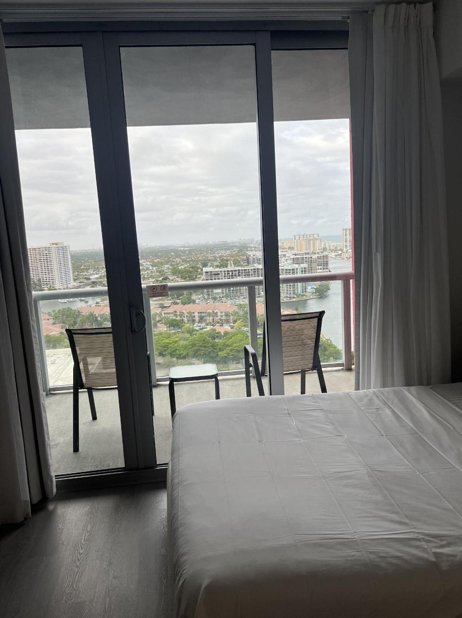 23Rd Floor Luxury & Spacious Beachwalk Resort Apartment With Amazing View ハランデール・ビーチ エクステリア 写真