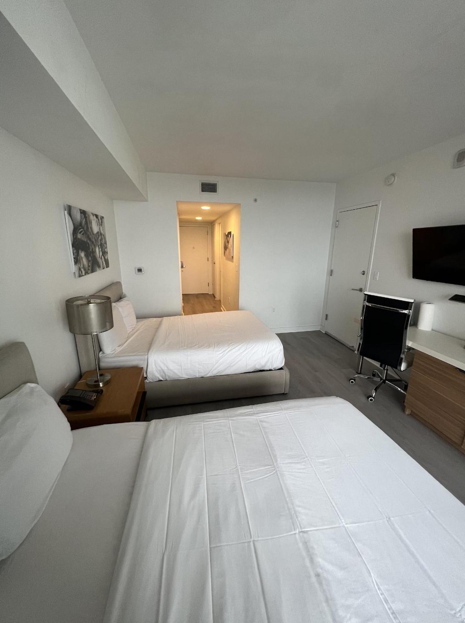 23Rd Floor Luxury & Spacious Beachwalk Resort Apartment With Amazing View ハランデール・ビーチ エクステリア 写真