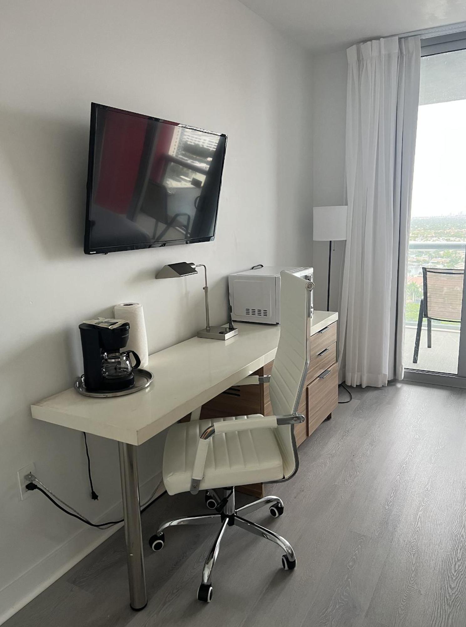 23Rd Floor Luxury & Spacious Beachwalk Resort Apartment With Amazing View ハランデール・ビーチ エクステリア 写真